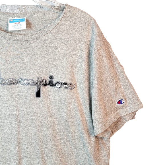 Champion Vintage Y2K Spell Out Cursive 3D Raised Graphic Essential Tee Men's L - Picture 4 of 13